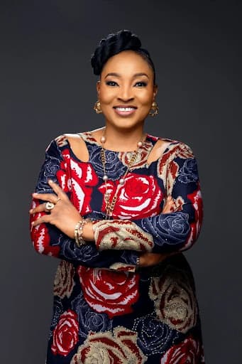 Portrait of the Executive Minister